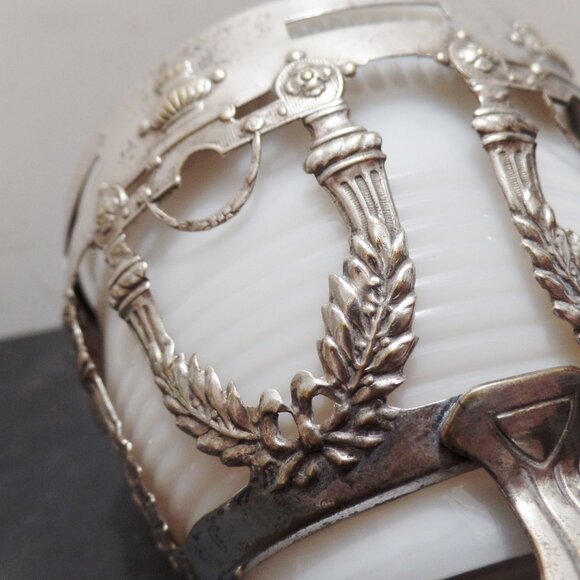 Vintage Bon Bon Dish Condiment Basket - Picture 7 of 15